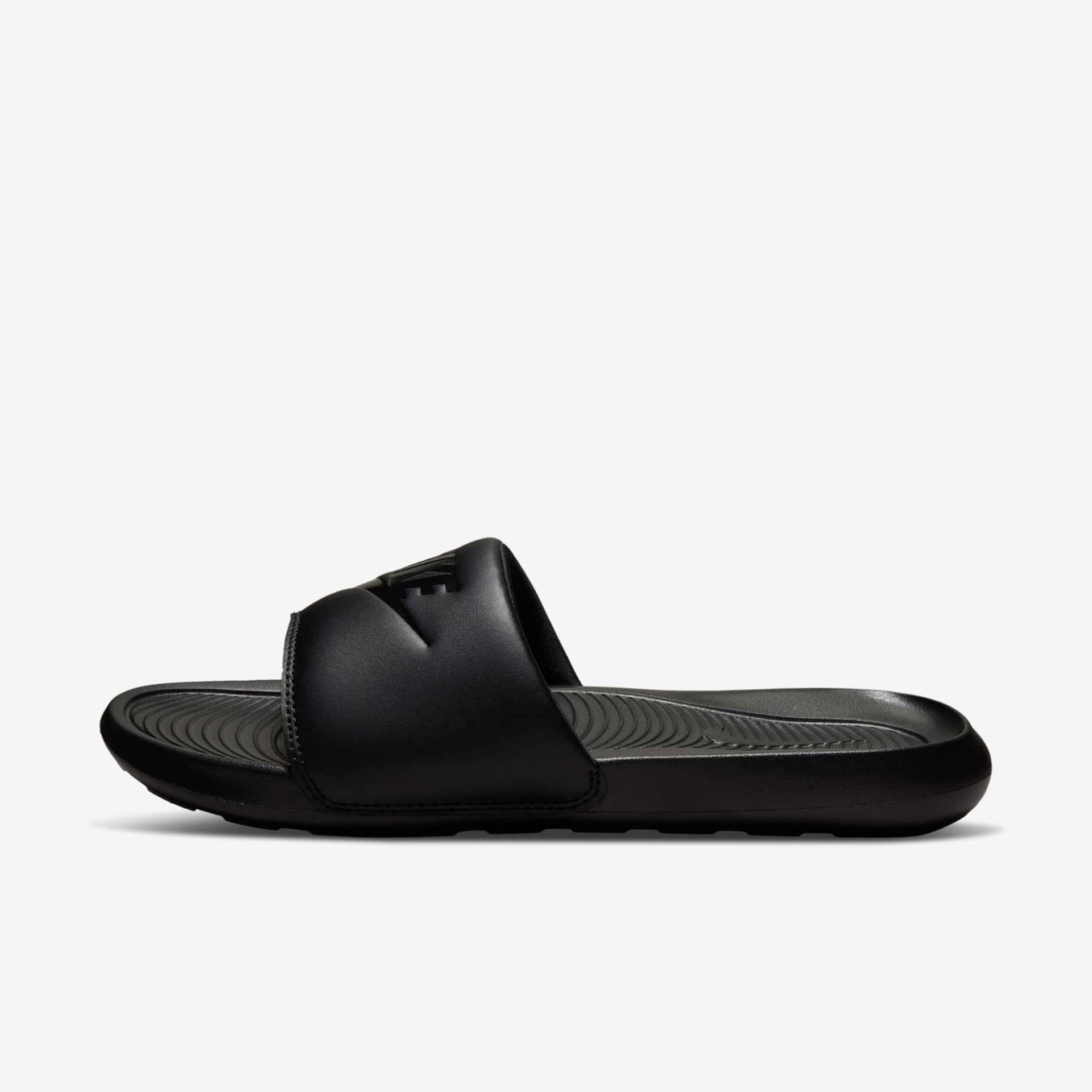 Chinelo Nike Victoria One Masculino
