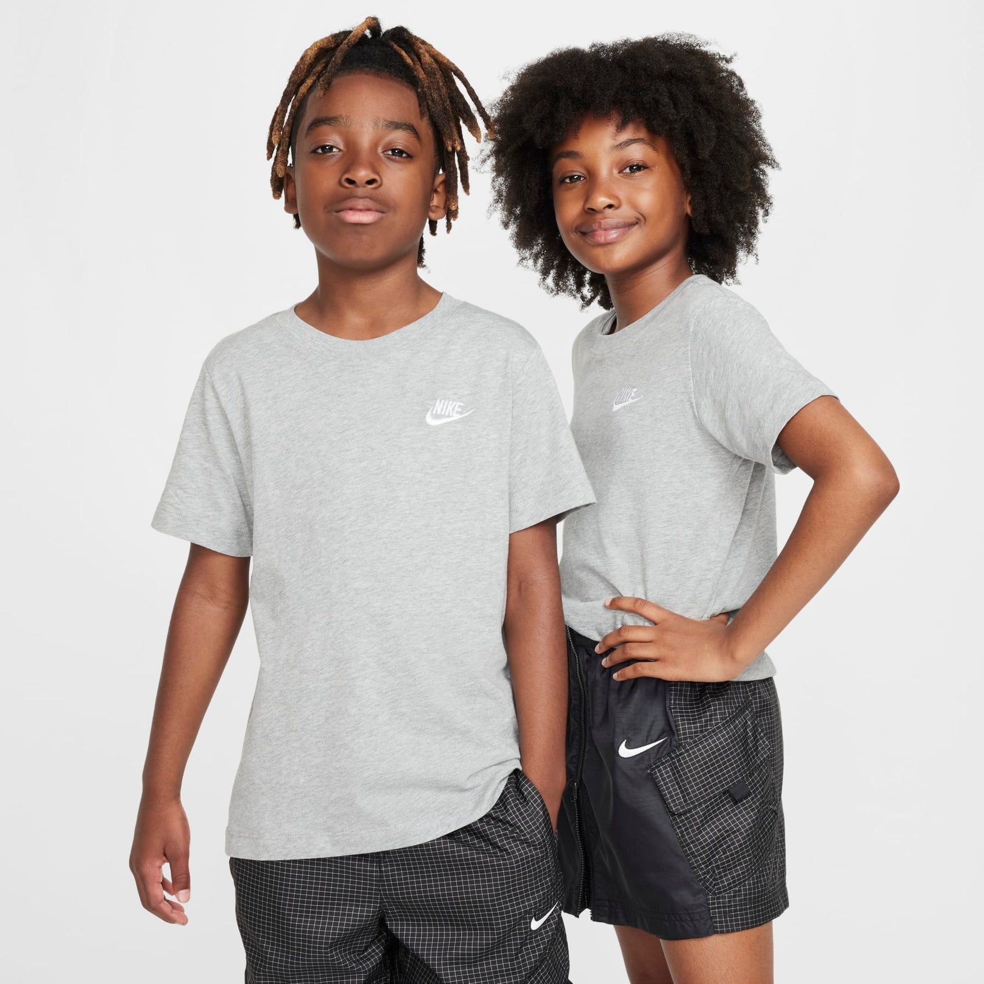 Camiseta Nike Sportwear Futura