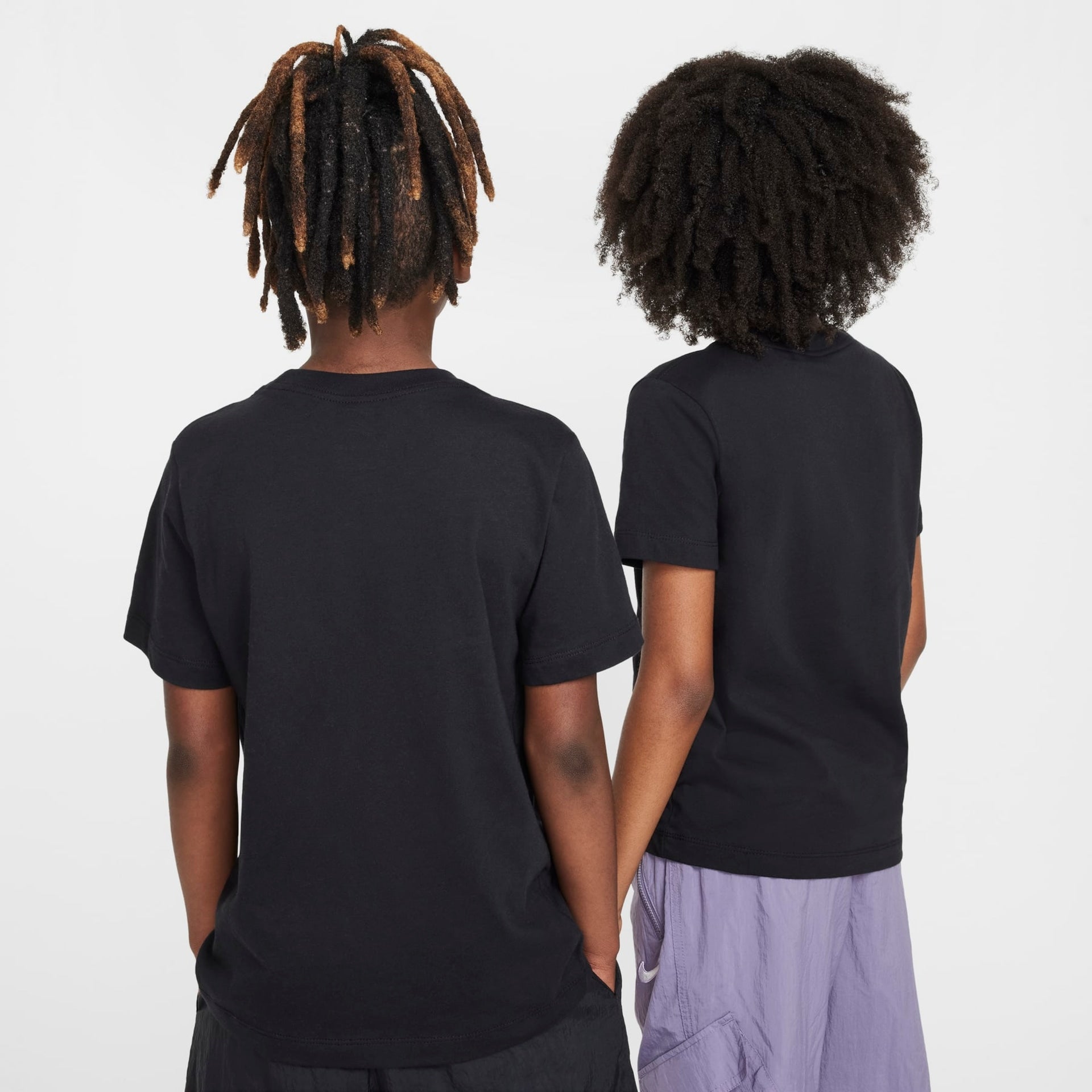 Camiseta Nike Sportwear Futura Infantil