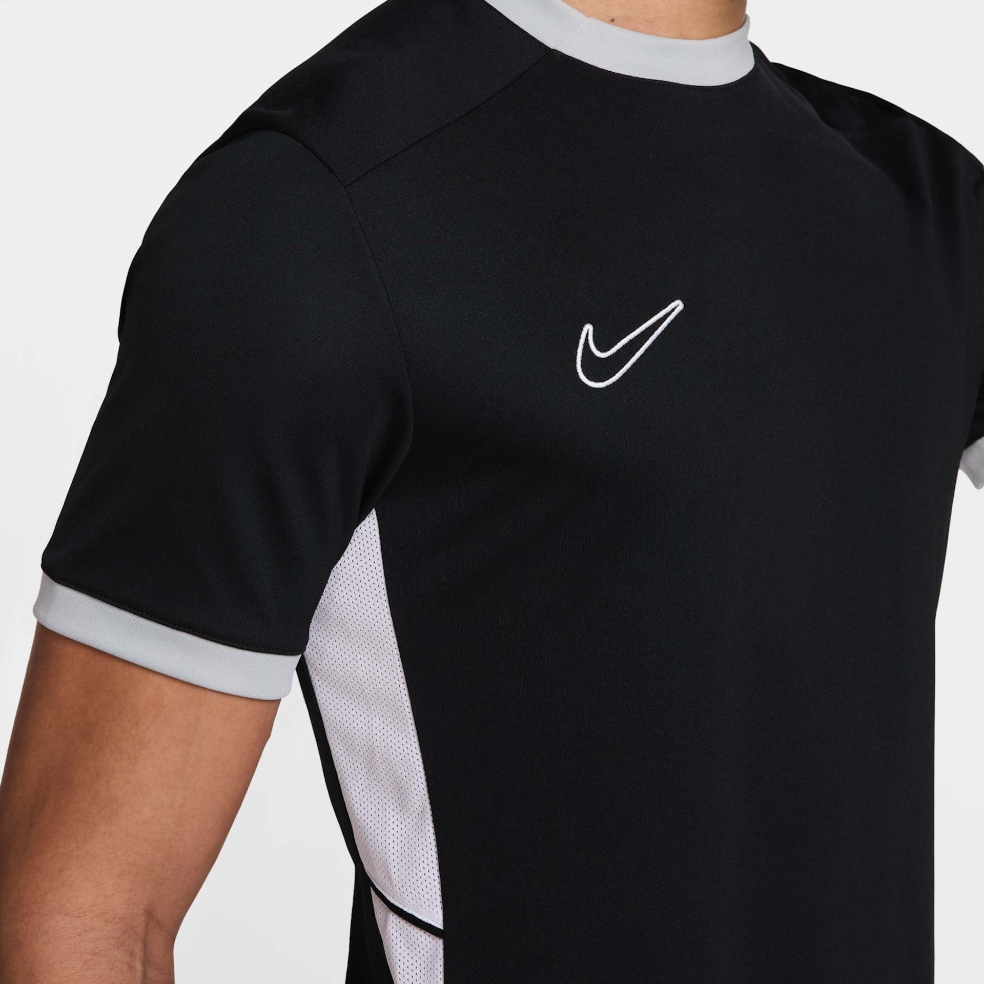 Camiseta Nike Dri-FIT Academy Masculina