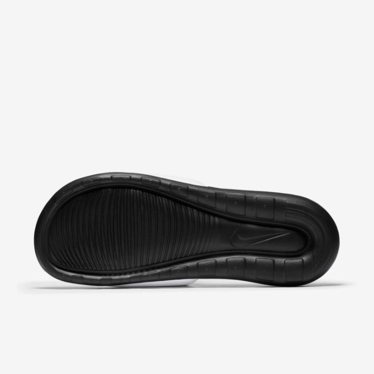 Chinelo Nike Victori One Masculino Branco/Preto