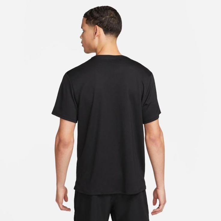 Camiseta Nike Dri-FIT UV Miller Masculina Preta