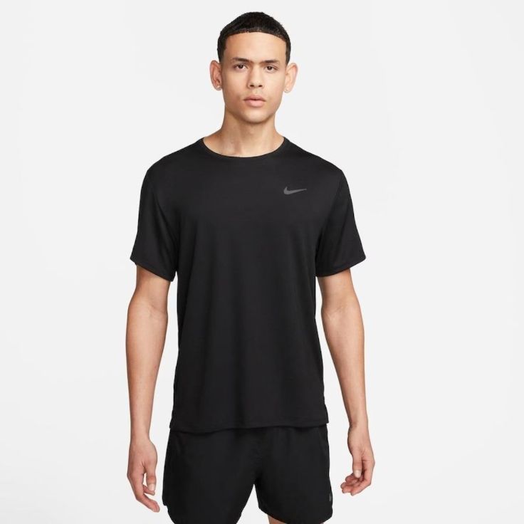 Camiseta Nike Dri-FIT UV Miller Masculina Preta