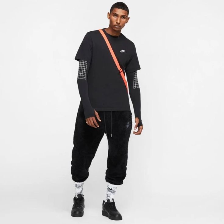 Camiseta Nike Sportswear Club Masculina