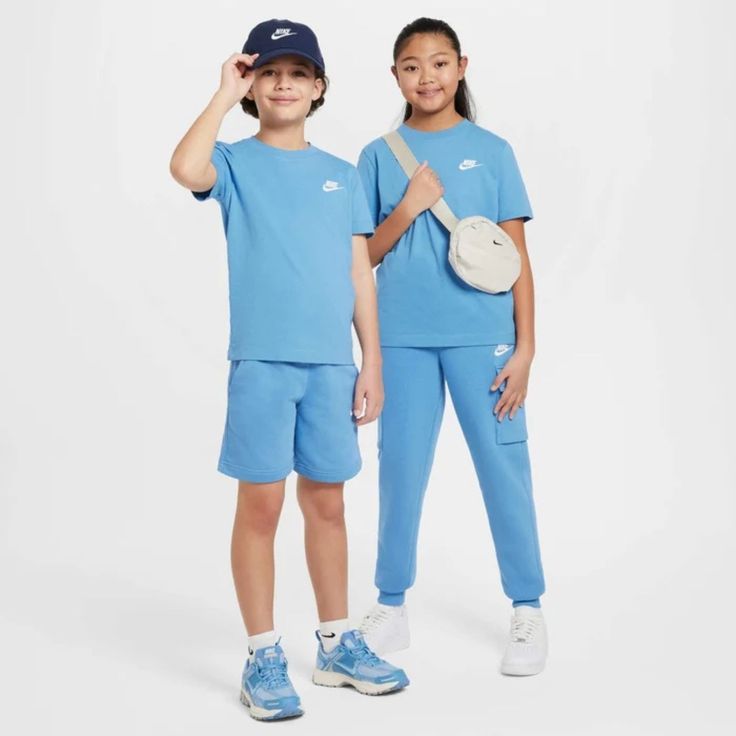 Camiseta Nike Sportwear Futura Infantil