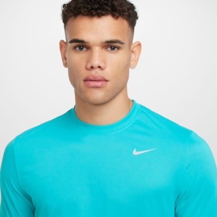 Camiseta Nike DF Legend Masculina Azul