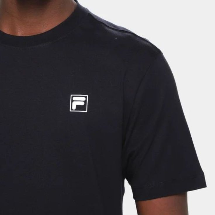 Camiseta Masc. Fila Confort Classic Preta