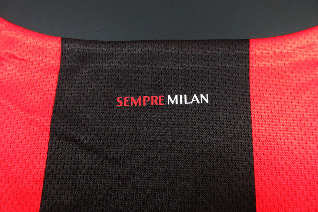 Camisa Milan 21/22 - Vermelha e Preta - Puma - Masculino Jogador